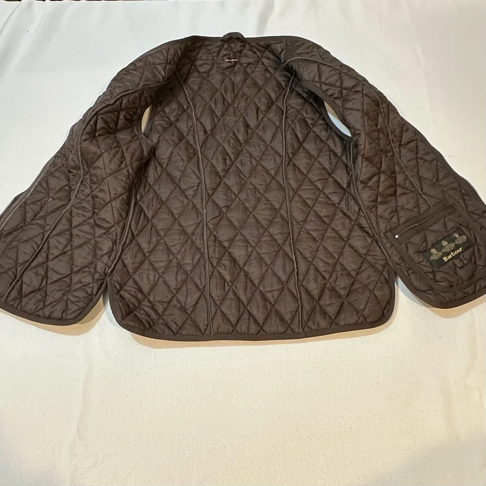 Barbour Quilted Vest — Brown Diamond Stitch Outdoor Layer (Size 4 / UK 8) - Picture 6 of 12